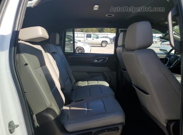 1GNSCCKDXNR192667 2022 CHEVROLET SUBURBAN White Вид задньої частини салону