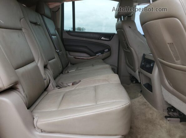 1GNSCJKCXGR215959 2016 CHEVROLET SUBURBAN Tan Vista interior trasera
