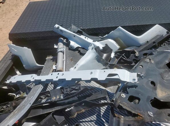 1GT19MEY6RF278492 2024 GMC SIERRA Белый Вид подкапотного пространства