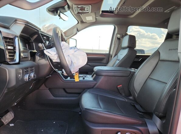1GT49REY2RF446686 2024 GMC SIERRA White Widok wnętrza z przodu