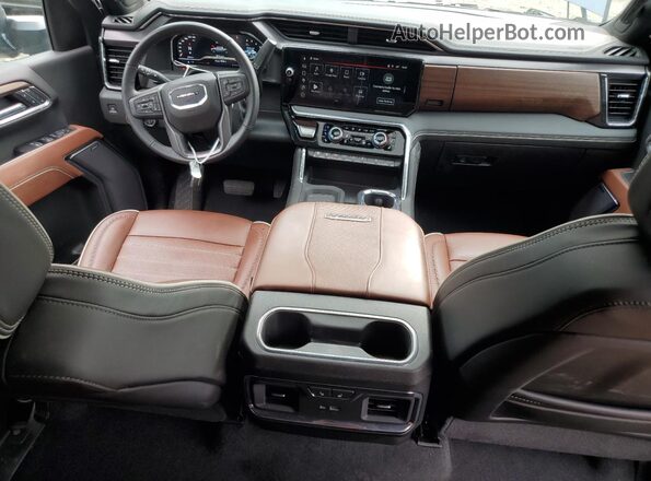 1GT4UXEY4SF174036 2025 GMC SIERRA Синий Вид панели приборов