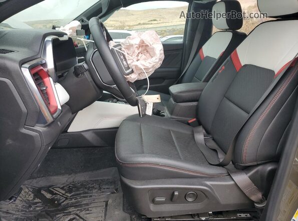 1GTP6EEK9R1296678 2024 GMC CANYON Green 