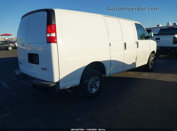 1GTW7AF71R1104004 2024 GMC SAVANA CARGO White Rear right