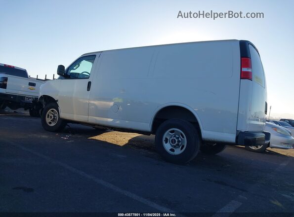 1GTW7AF71R1104004 2024 GMC SAVANA CARGO White Rear left