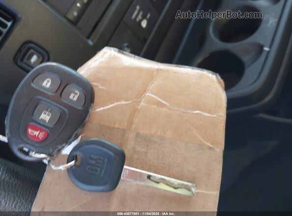 1GTW7AF71R1104004 2024 GMC SAVANA CARGO White Dashboard view