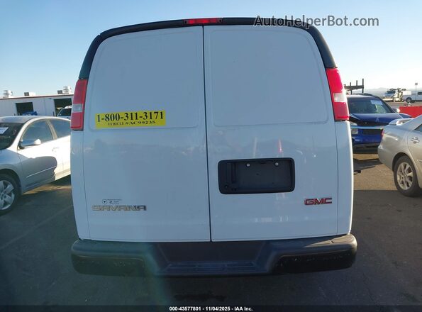 1GTW7AF71R1104004 2024 GMC SAVANA CARGO White 