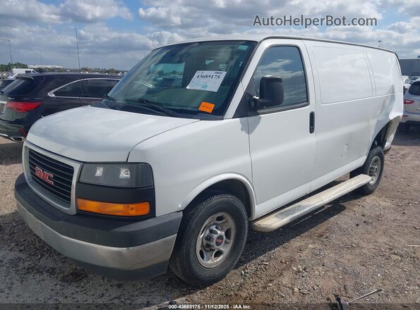 1GTW7AFF1H1908499 2017 GMC SAVANA 2500 White Առջևի ձախ երեք քառորդ տեսարան