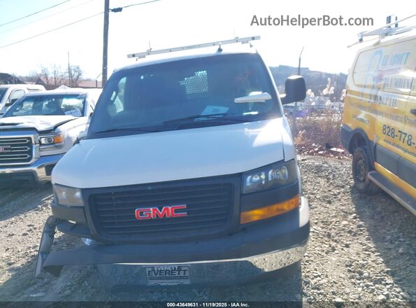 1GTW7AFP8M1300109 2021 GMC SAVANA CARGO White Vista del cuadro de instrumentos