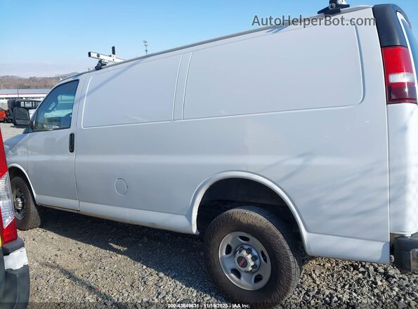1GTW7AFP8M1300109 2021 GMC SAVANA CARGO White Vista interior de 360 grados