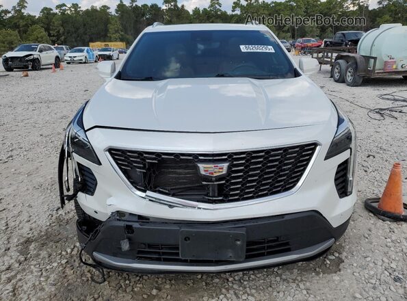 1GYFZDR41NF101916 2022 CADILLAC XT4 Белый Вид спереди
