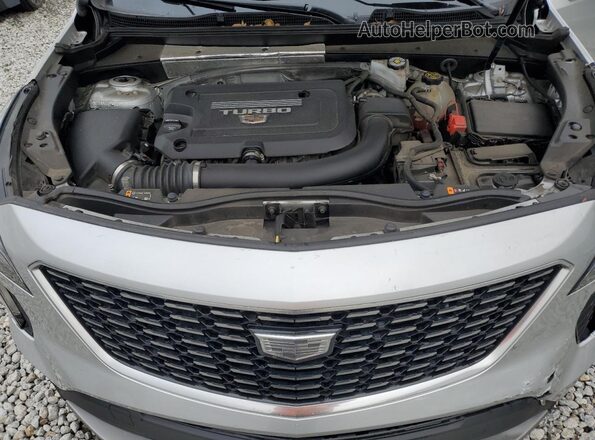 1GYFZDR45MF015877 2021 CADILLAC XT4 Silver უკანა სალონის ხედი