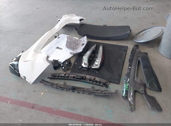 1GYFZER48RF192453 2024 CADILLAC XT4 White 