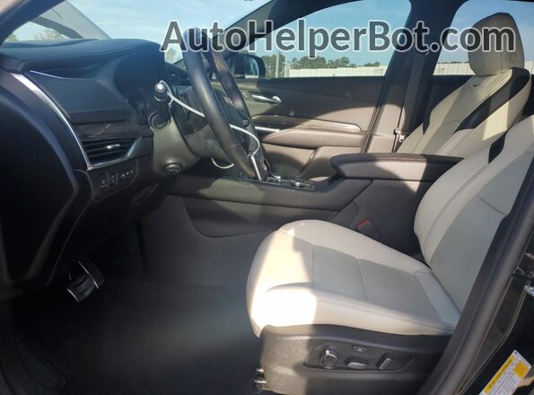 1GYFZFR40MF001669 2021 CADILLAC XT4 Black Front interior view