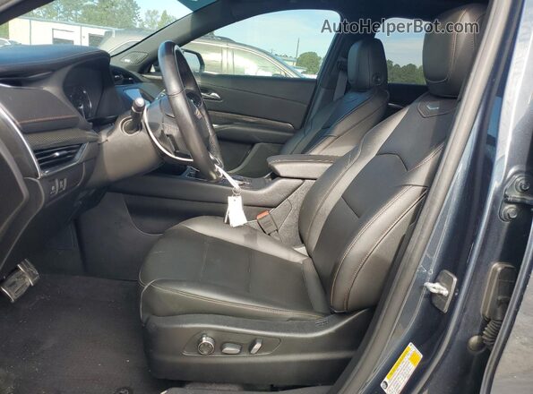 1GYFZFR44LF064708 2020 CADILLAC XT4 Gray Вид салону спереду