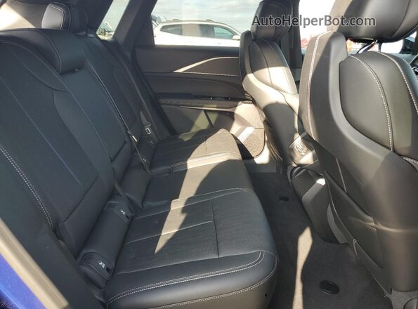 1GYKPURL6SZ312616 2025 CADILLAC OTHER Blue Вид задньої частини салону