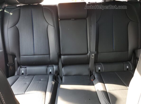 1GYKPURL6SZ312616 2025 CADILLAC OTHER Blue Вид задніх сидінь