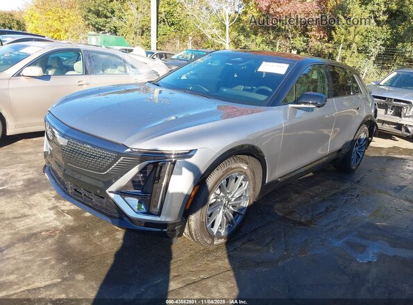 1GYKPURL9SZ302730 2025 CADILLAC OTHER Gray წინა მარცხენა ხედი სამი მეოთხედიდან