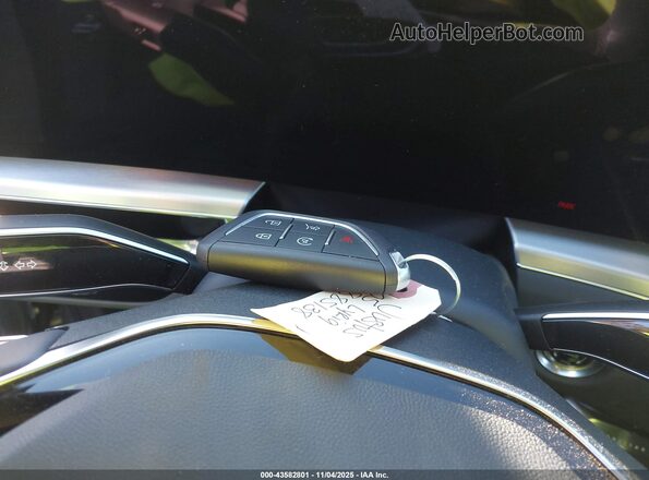 1GYKPURL9SZ302730 2025 CADILLAC OTHER Gray წინა პანელის ხედი