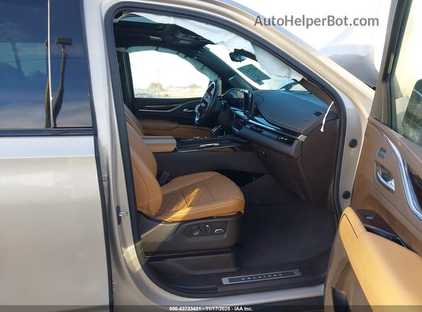 1GYS4FKLXMR252549 2021 CADILLAC ESCALADE Gold Вид салону спереду
