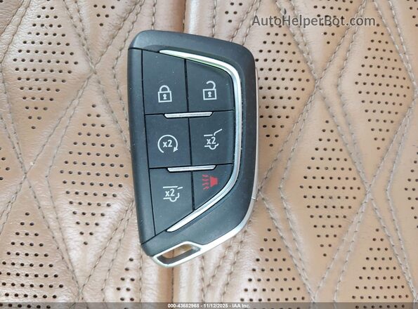 1GYS4KKL3PR114963 2023 CADILLAC ESCALADE Белый Вид панели приборов