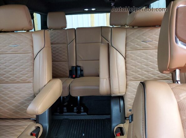 1GYS4LKL2MR333494 2021 CADILLAC ESCALADE White უკანა სავარძლების ხედი