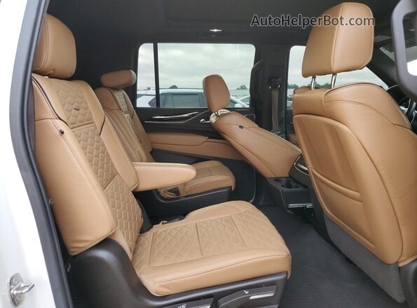 1GYS4LKL2MR333494 2021 CADILLAC ESCALADE White უკანა სალონის ხედი