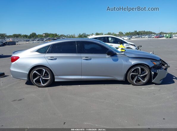 1HGCV2F30NA001020 2022 HONDA ACCORD Silver Вид задньої частини салону