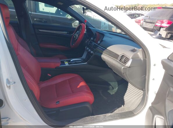 1HGCV3F29NA045286 2022 HONDA ACCORD White Front interior view