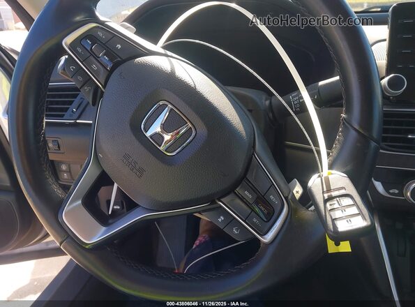 1HGCV3F52KA007033 2019 HONDA ACCORD HYBRID Silver 