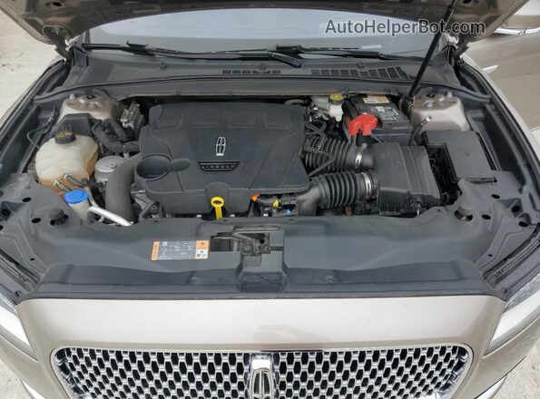 1LN6L9NP8K5606675 2019 LINCOLN CONTINENTA Brown უკანა სალონის ხედი