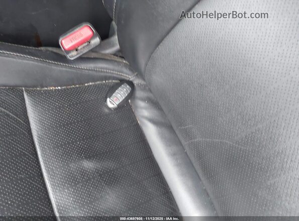 1N4AA6AP4HC426791 2017 NISSAN MAXIMA Красный Вид панели приборов