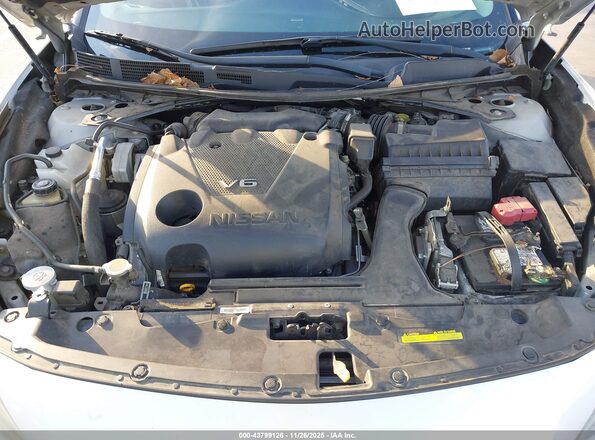 1N4AA6AP9HC430013 2017 NISSAN MAXIMA Silver Widok z tyłu
