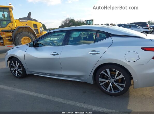 1N4AA6AP9HC430013 2017 NISSAN MAXIMA Silver Widok wnętrza 360 stopni