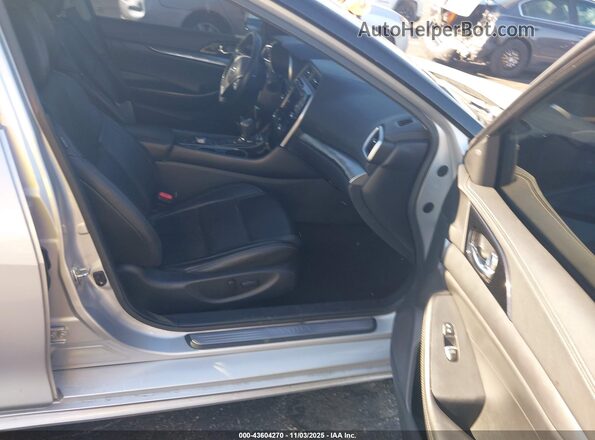 1N4AA6CV2LC370192 2020 NISSAN MAXIMA Silver Widok wnętrza z przodu