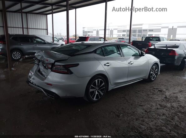 1N4AA6CV6PC510265 2023 NISSAN MAXIMA Silver Trasero derecho