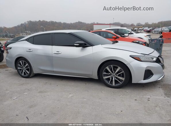 1N4AA6CV7LC369734 2020 NISSAN MAXIMA Silver Widok wnętrza 360 stopni