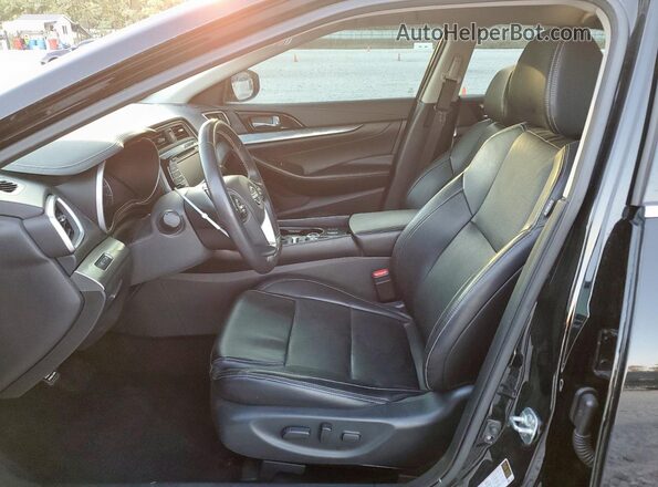 1N4AA6CV7PC511585 2023 NISSAN MAXIMA Black წინა სალონის ხედი