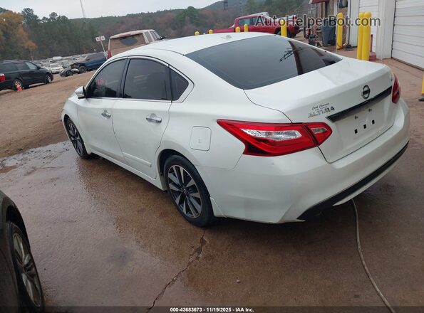 1N4AL3AP2HC173592 2017 NISSAN ALTIMA White Tył lewy