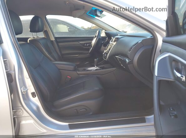 1N4AL3AP2JC245123 2018 NISSAN ALTIMA Silver წინა სალონის ხედი