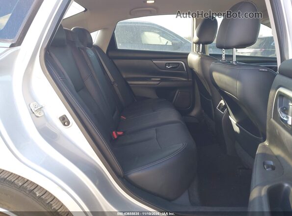 1N4AL3AP2JC245123 2018 NISSAN ALTIMA Silver VIN კოდის სტიკერის ხედი
