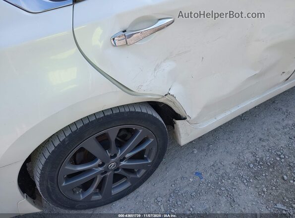 1N4AL3AP2JC249205 2018 NISSAN ALTIMA White 