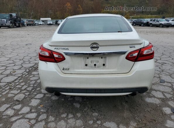 1N4AL3AP3GC260982 2016 NISSAN ALTIMA White Вид ззаду