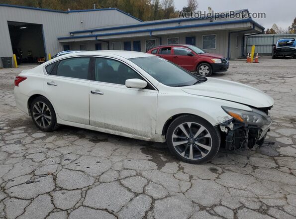 1N4AL3AP3GC260982 2016 NISSAN ALTIMA White Передня права чверть