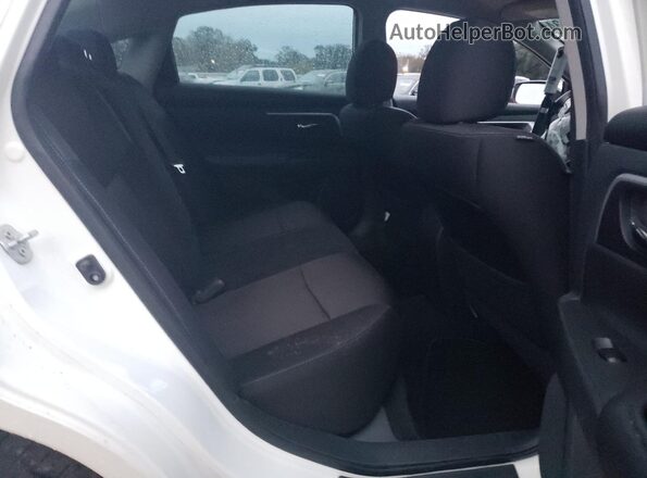 1N4AL3AP3GC262988 2016 NISSAN ALTIMA White Widok tylnych siedzeń