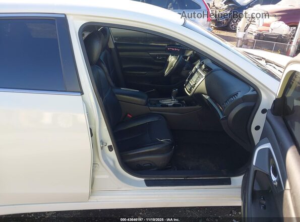 1N4AL3AP3JC144785 2018 NISSAN ALTIMA White 