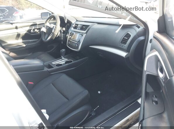 1N4AL3AP9GC189044 2016 NISSAN ALTIMA White წინა სალონის ხედი