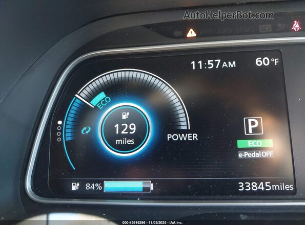 1N4AZ1CP2JC302856 2018 NISSAN LEAF Синий Вид задней части салона