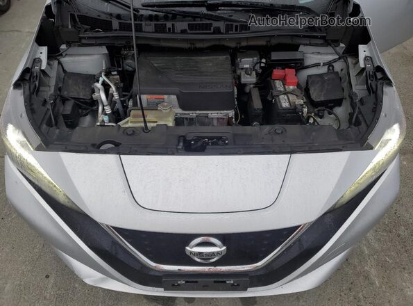 1N4AZ1CP2JC306163 2018 NISSAN LEAF Silver Vista interior trasera