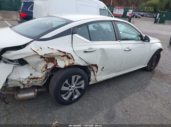 1N4BL4BV8LC234007 2020 NISSAN ALTIMA White Rear interior view