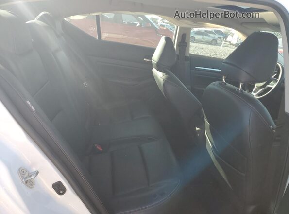 1N4BL4CV2RN332347 2024 NISSAN ALTIMA White Rear seats view